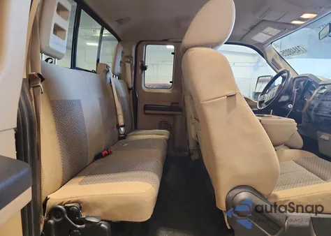 2011 Ford F250 Super Duty z USA, uszkodzony, nr VIN 1FT7X2BT9BEC66846